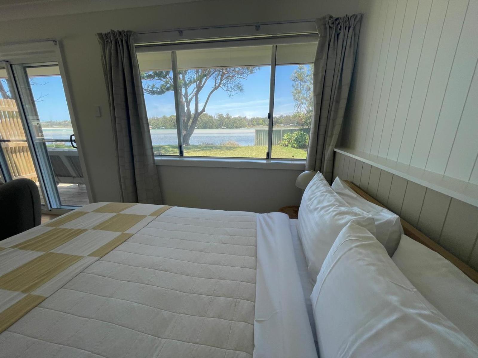 Archy'S On The Lake Burrill Lake ภายนอก รูปภาพ